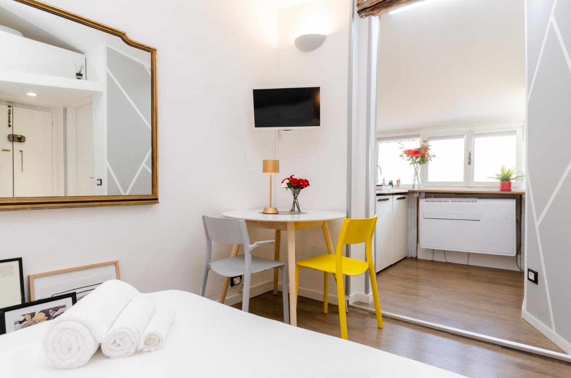 Vivimihome - Carcano House A Pochi Minuti Dai Navigli Милан Экстерьер фото